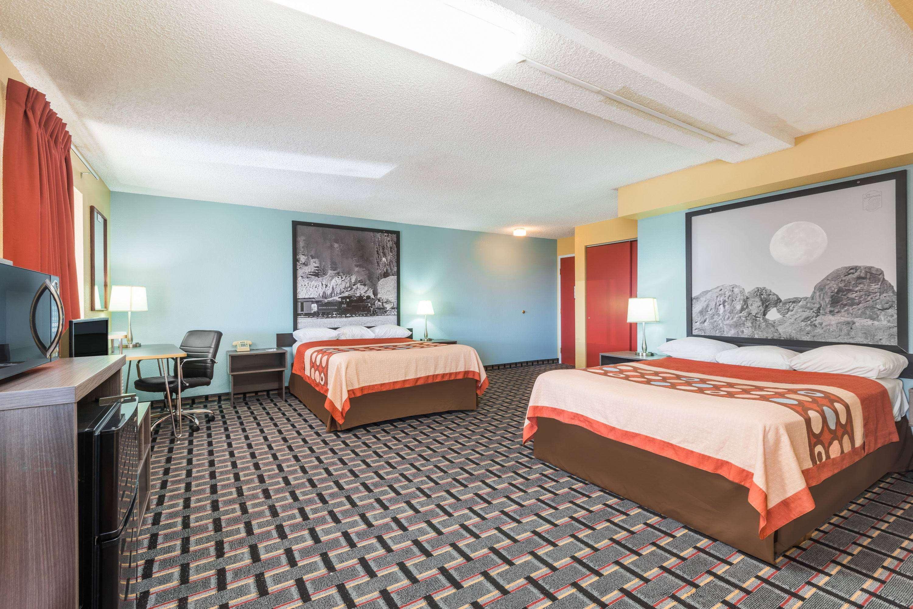 Super 8 By Wyndham Henderson North East Denver Экстерьер фото
